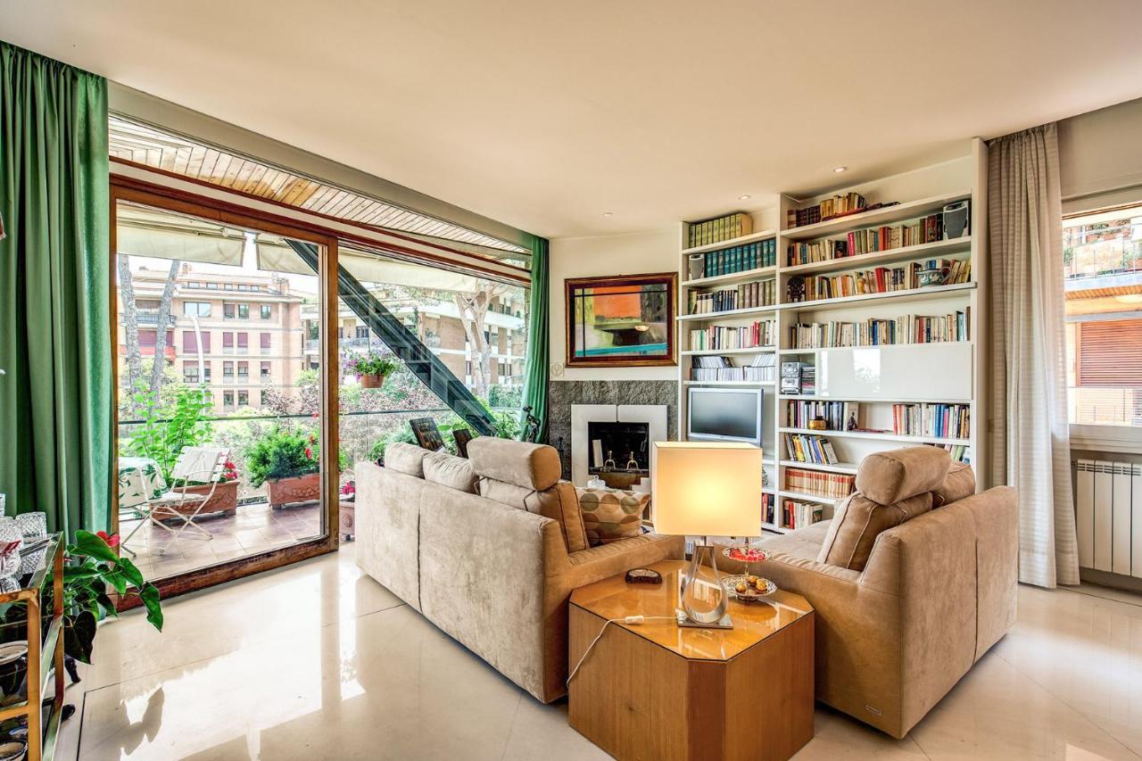 Terrazza Piccolomini: Elegant Apartment Stunning View Over Rome/St Peter'S Dome Exterior foto