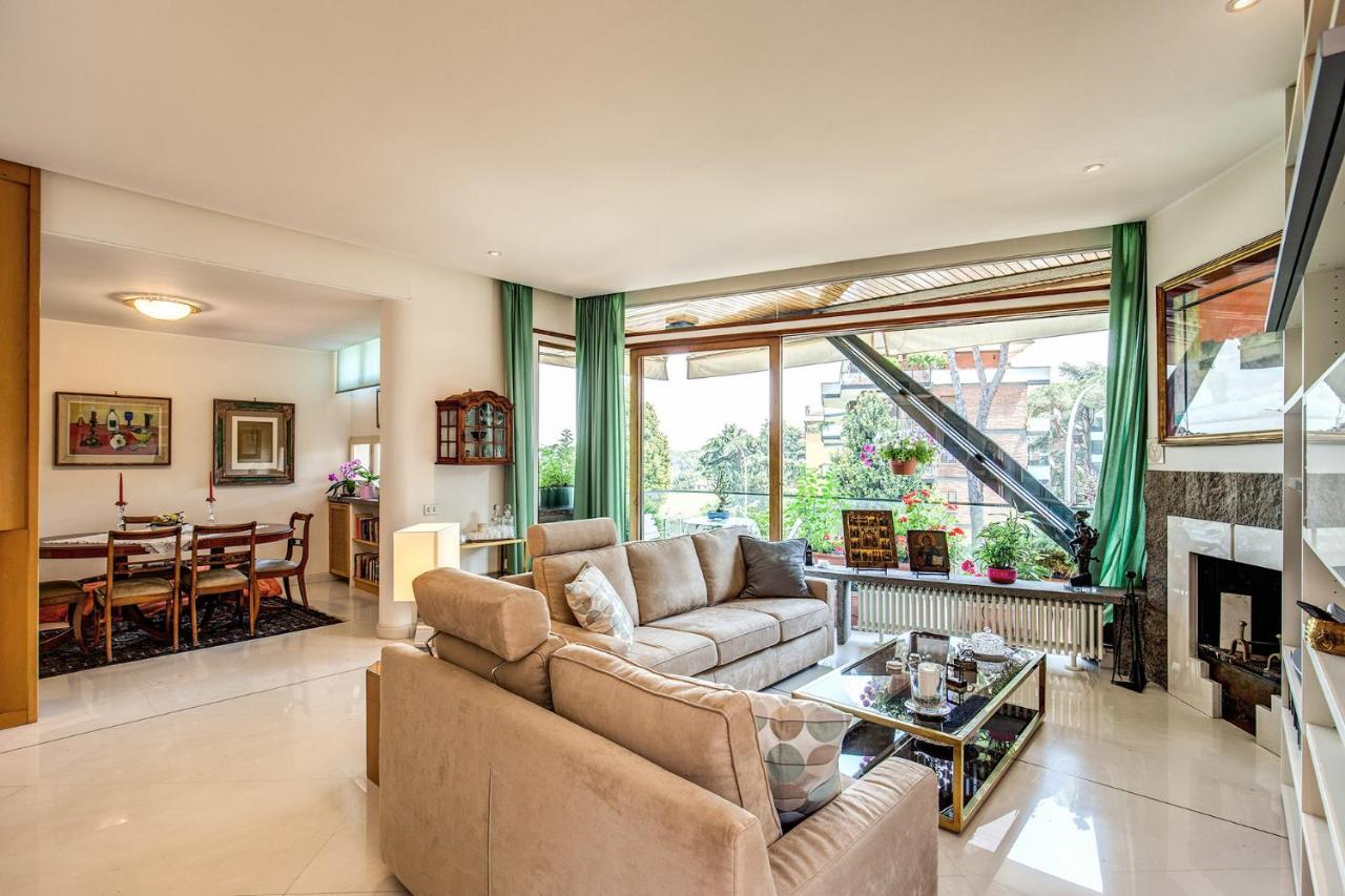 Terrazza Piccolomini: Elegant Apartment Stunning View Over Rome/St Peter'S Dome Exterior foto