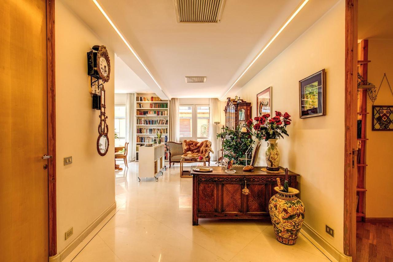 Terrazza Piccolomini: Elegant Apartment Stunning View Over Rome/St Peter'S Dome Exterior foto